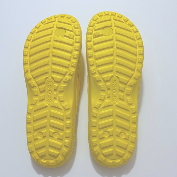 Crocs Coast Flip Yellow Unisex (M) 10 (W) 12 New - Picture 2 of 4